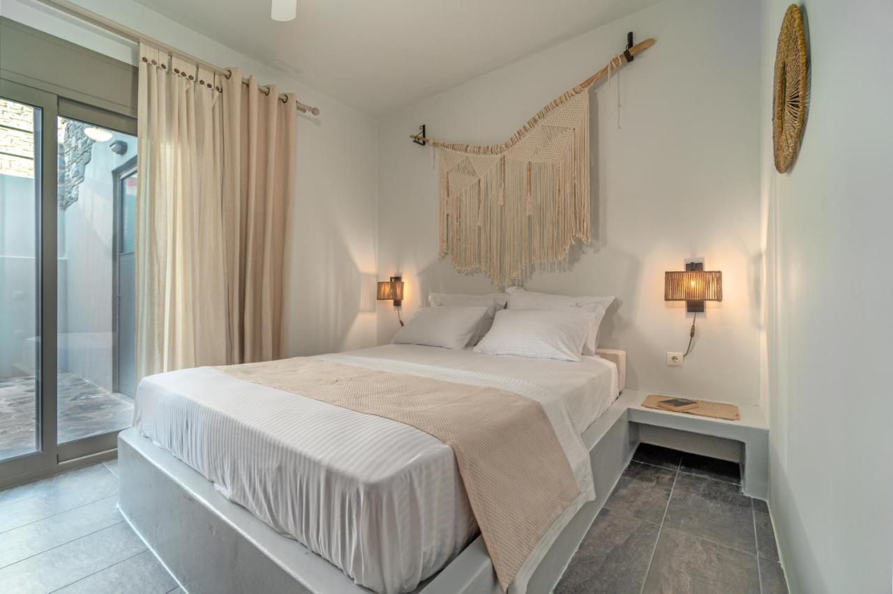 La Perla Suites Agioi Apostoloi  Exteriör bild