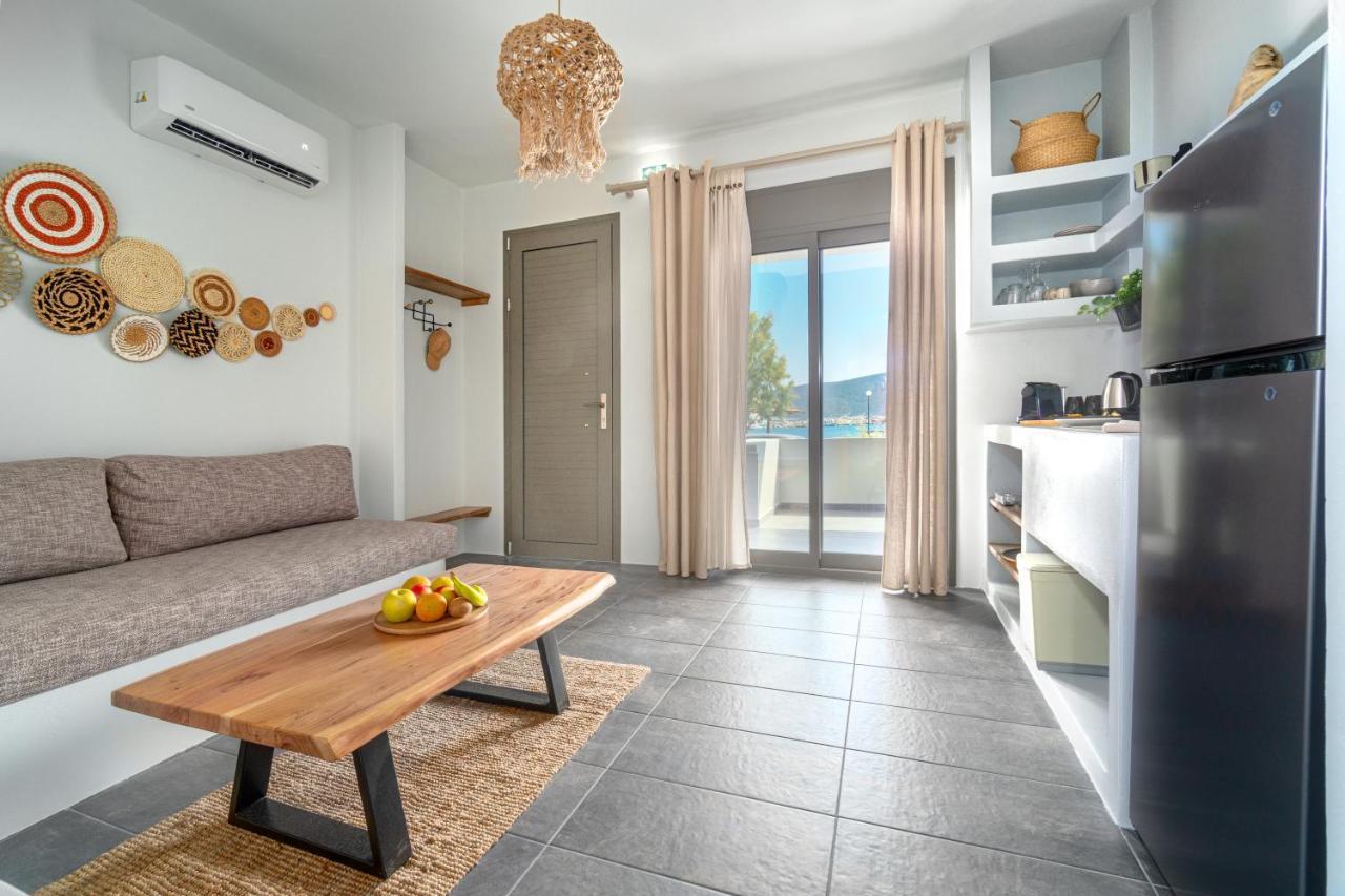 La Perla Suites Agioi Apostoloi  Exteriör bild