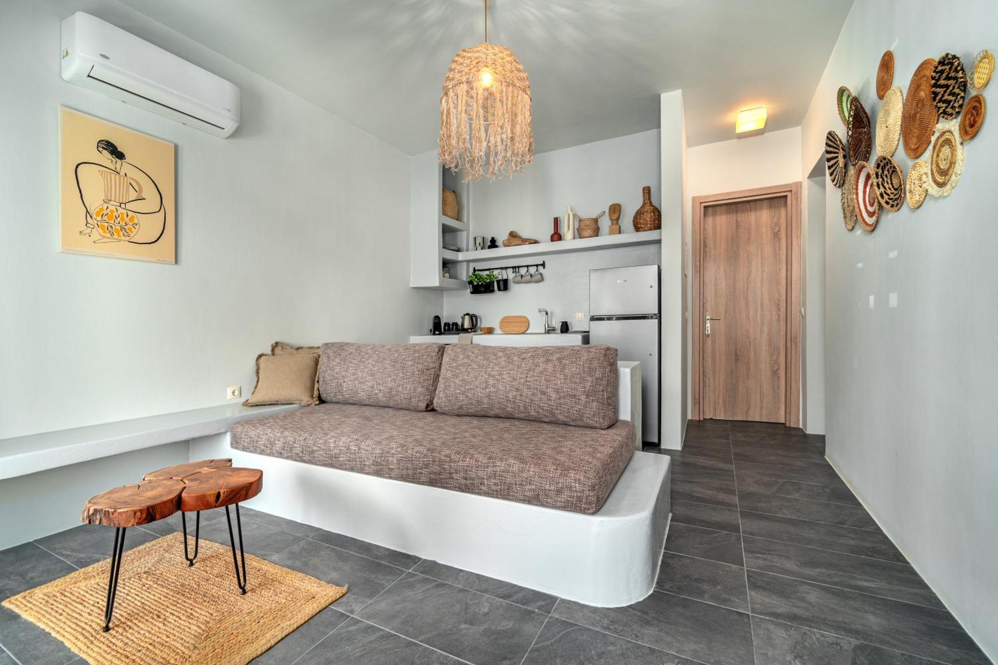 La Perla Suites Agioi Apostoloi  Exteriör bild